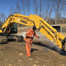 Heavy Equipment Cleaning 1